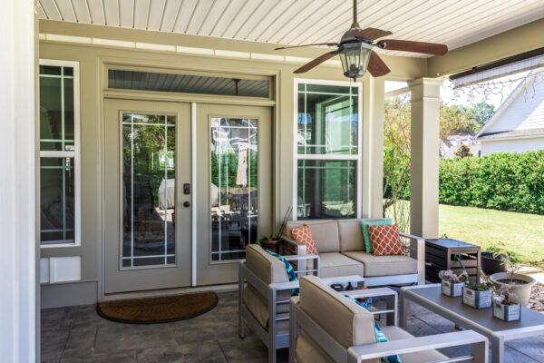Covered,Outdoor,Patio,In,A,New,Construction,House,Home,With